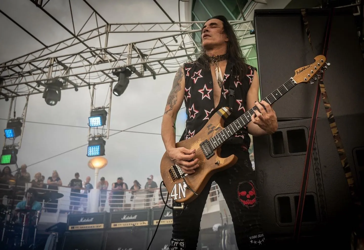 Extreme: Nuno Bettencourt lancia il suo nuovo brand di chitarre 'Nuno Guitars'
