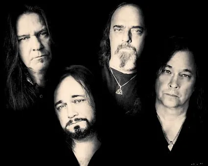 Withering Scorn: i dettagli del debutto e primo singolo per la band di Glen e Shawn Drover, Joe DiBiase e Henning Basse