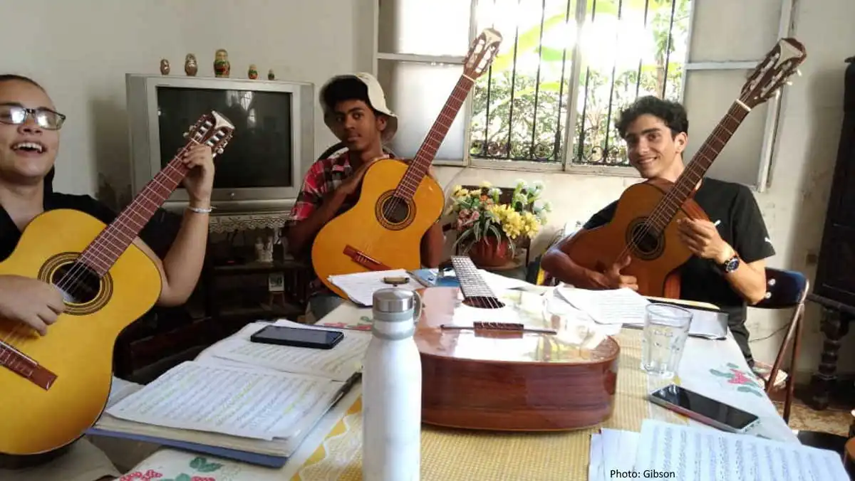 Gibson Guitars: l'operazione "Gibson Gives" per i bambini cubani