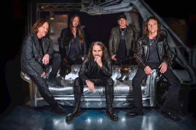 Winger: guarda il nuovo music video per 'Voodoo Fire'