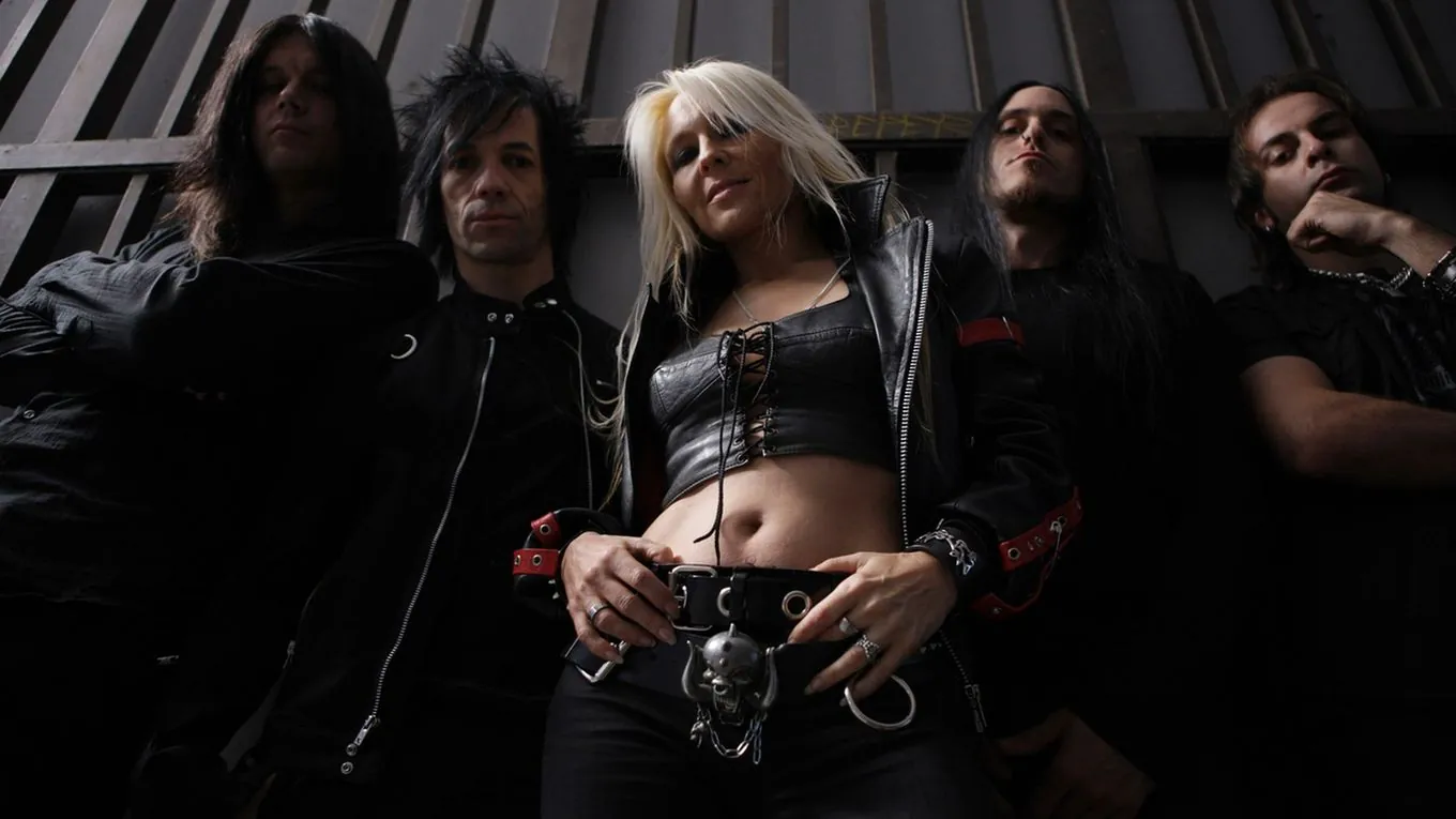 Doro: annuncia il nuovo album "Conqueress - Forever Strong And Proud"; il video del primo singolo
