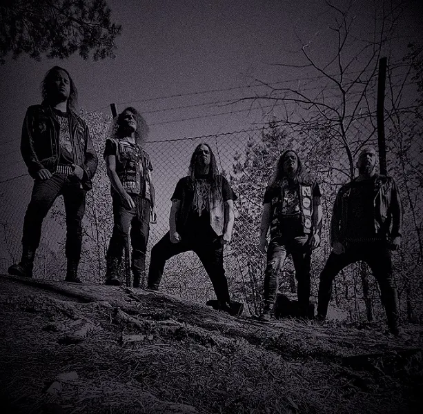 Sepulchral Curse: ascolta il nuovo brano 'Among the Wretched Columns'