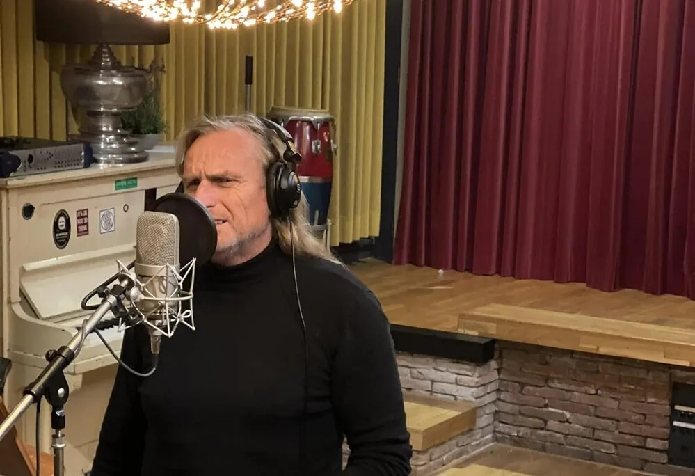 Terry Newman Project: pubblicato il nuovo singolo 'Stay'