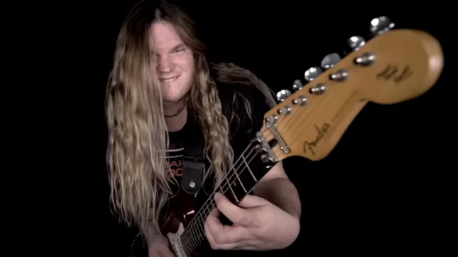Sabaton: Tommy Johansson esegue la cover 'The Loner' di Gary Moore