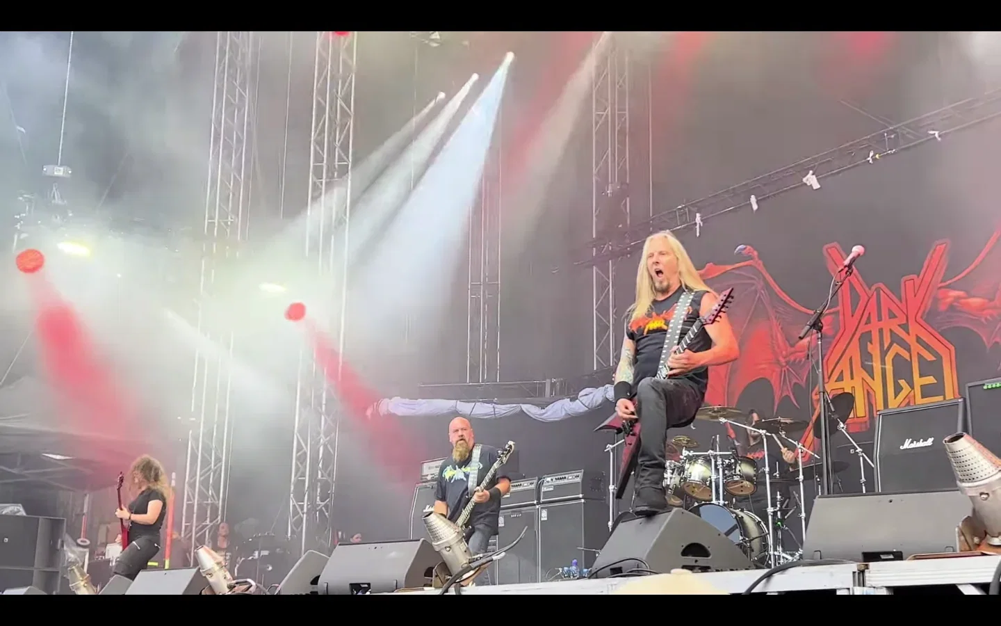 Dark Angel: i video dallo show in Svezia