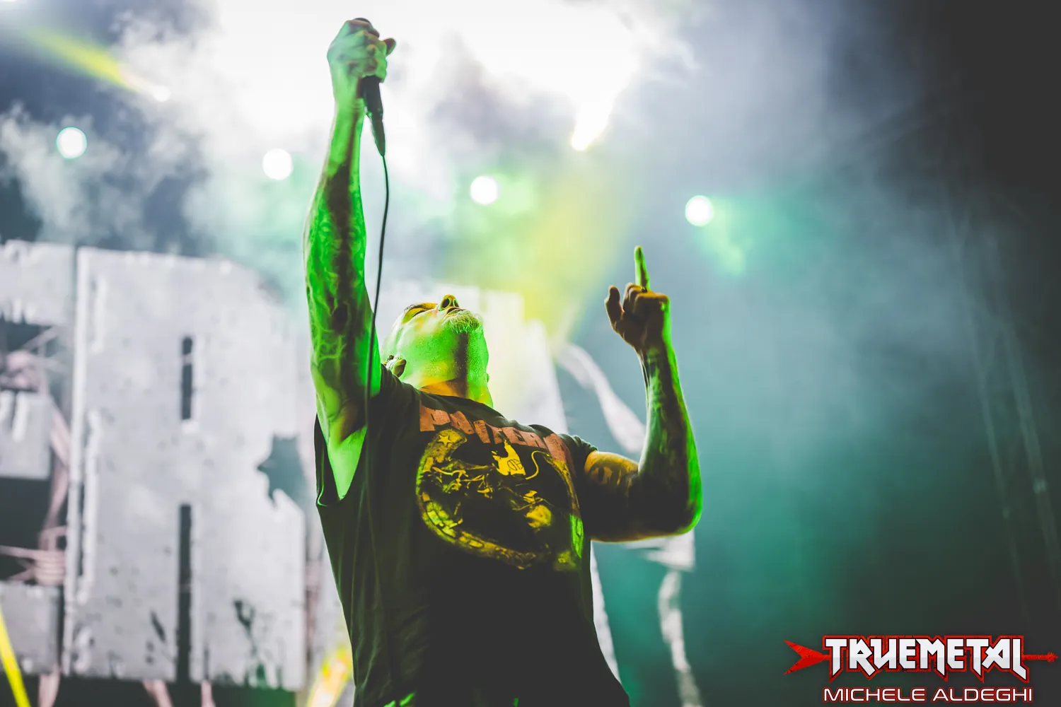 Pantera: la band lancia un messaggio pubblico ai Metallica alla fine del tour mondiale