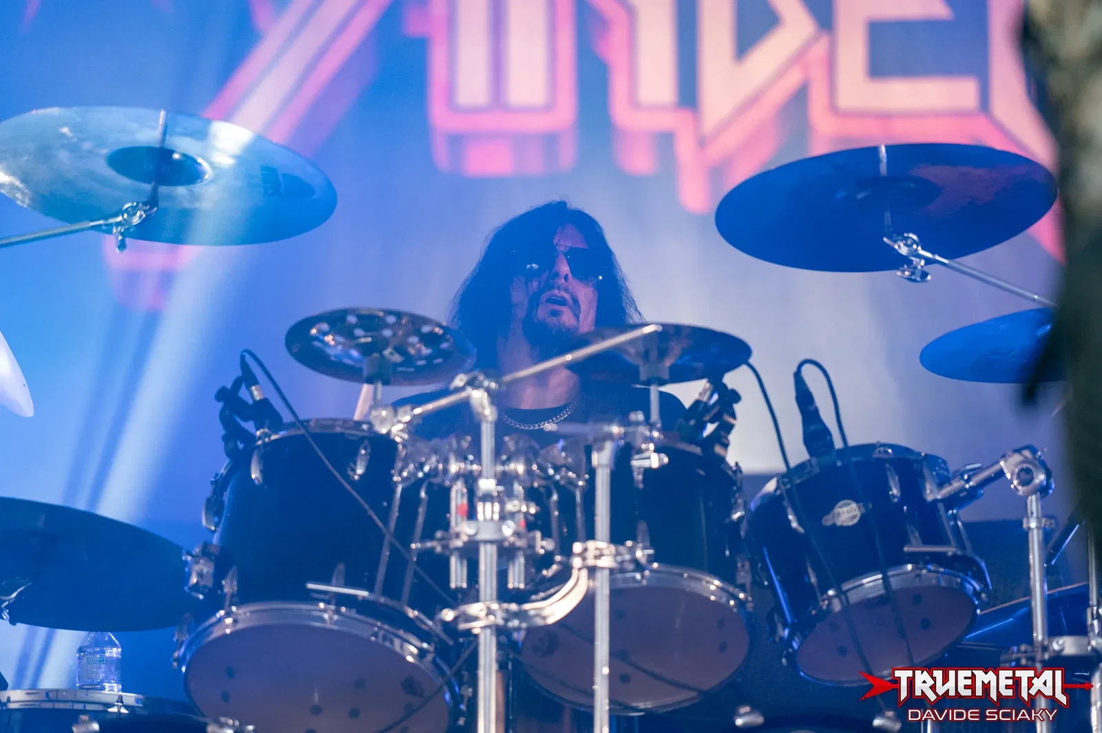 Dark Angel: Gene Hoglan minaccia azioni legali contro Rob Shallcross della Reversed Records