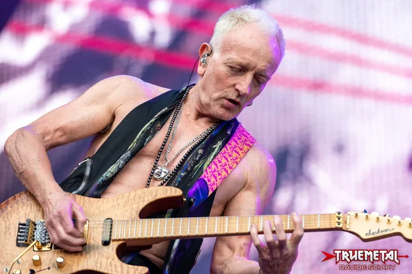 Def Leppard-5