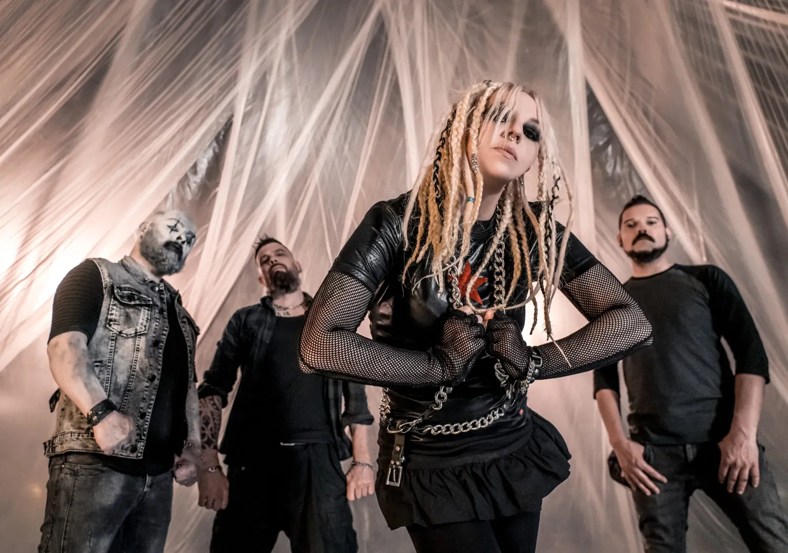 Exilia: svelato il settimo LP "Heroes and Dust"