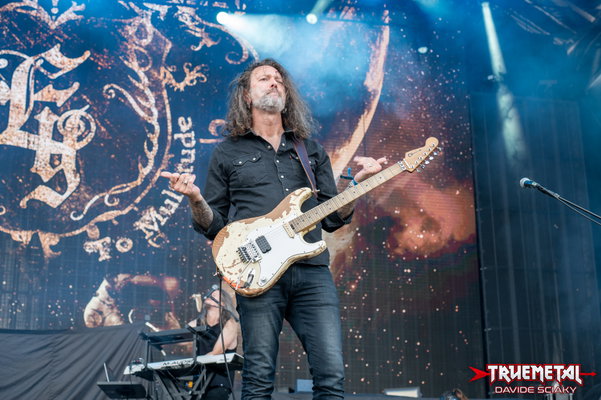 Evergrey-1