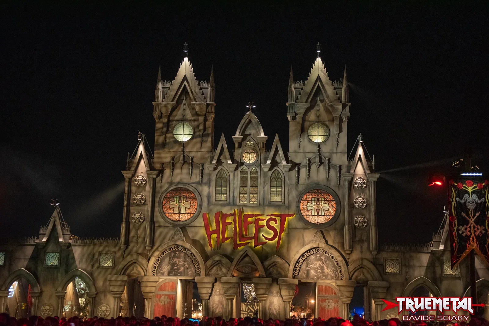 Hellfest Open Air 2024: annunciati Metallica, Machine Head, The Prodigy, Emperor e altri