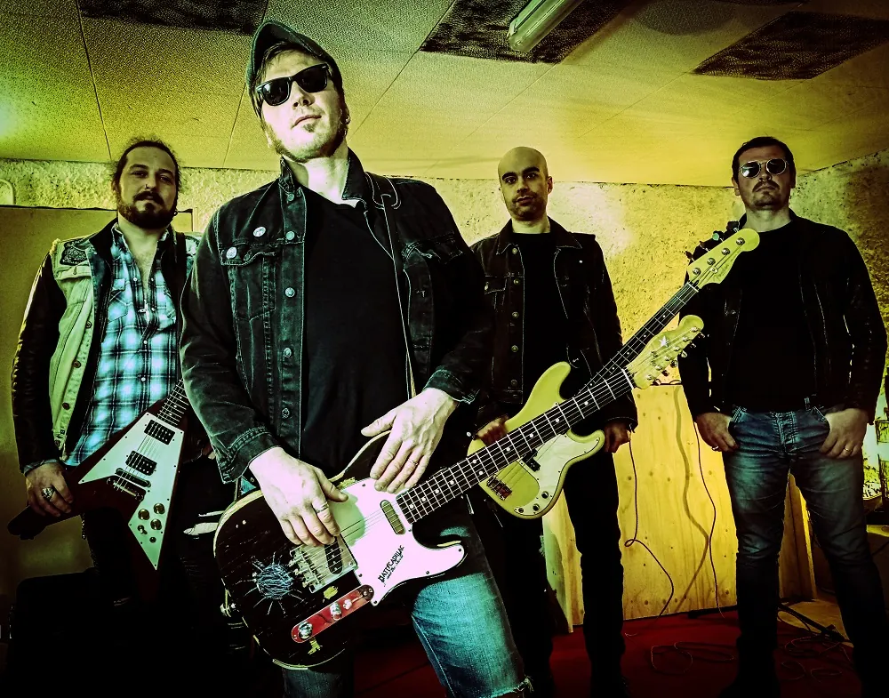Matt Cadillac & The Shoots: disponibile il video di 'Stand by You'