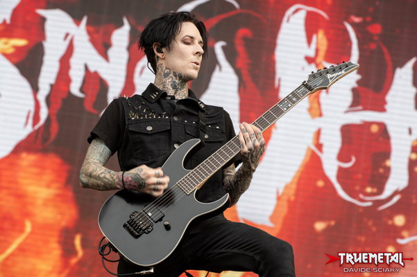 Motionless in White-3