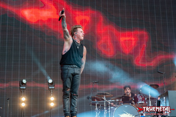 Papa Roach-2