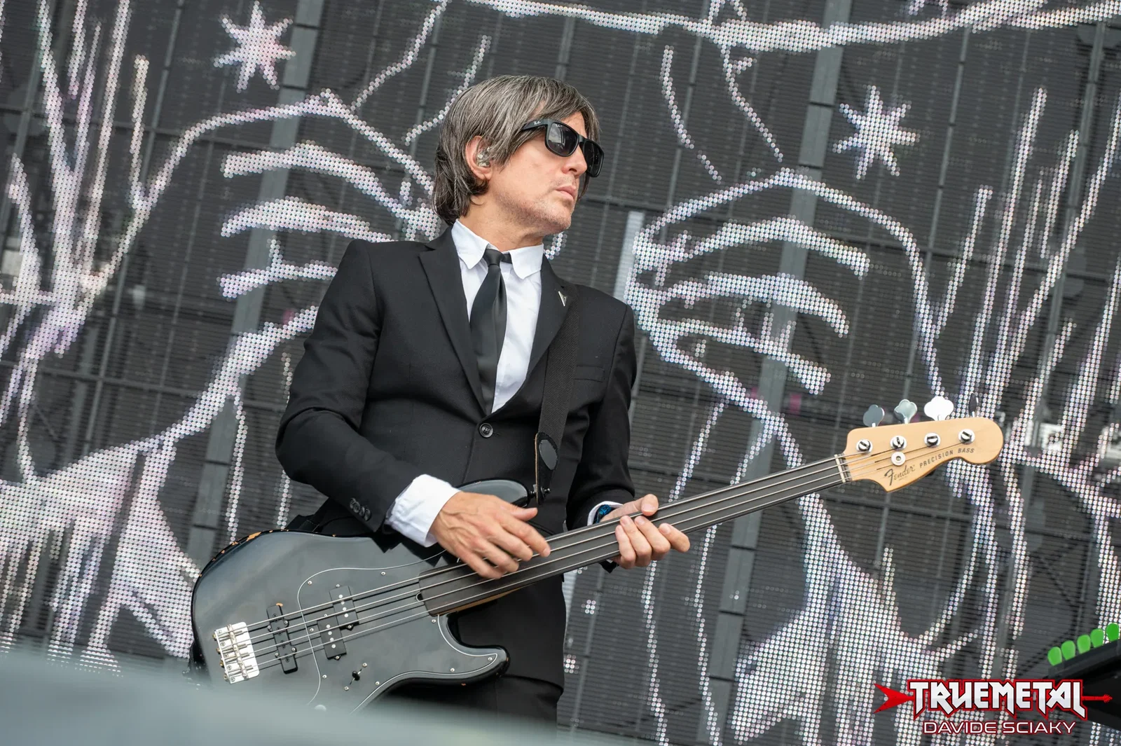 Puscifer: pubblicato il video animato di "Tales From The Pusciverse #2: The Briefcase"