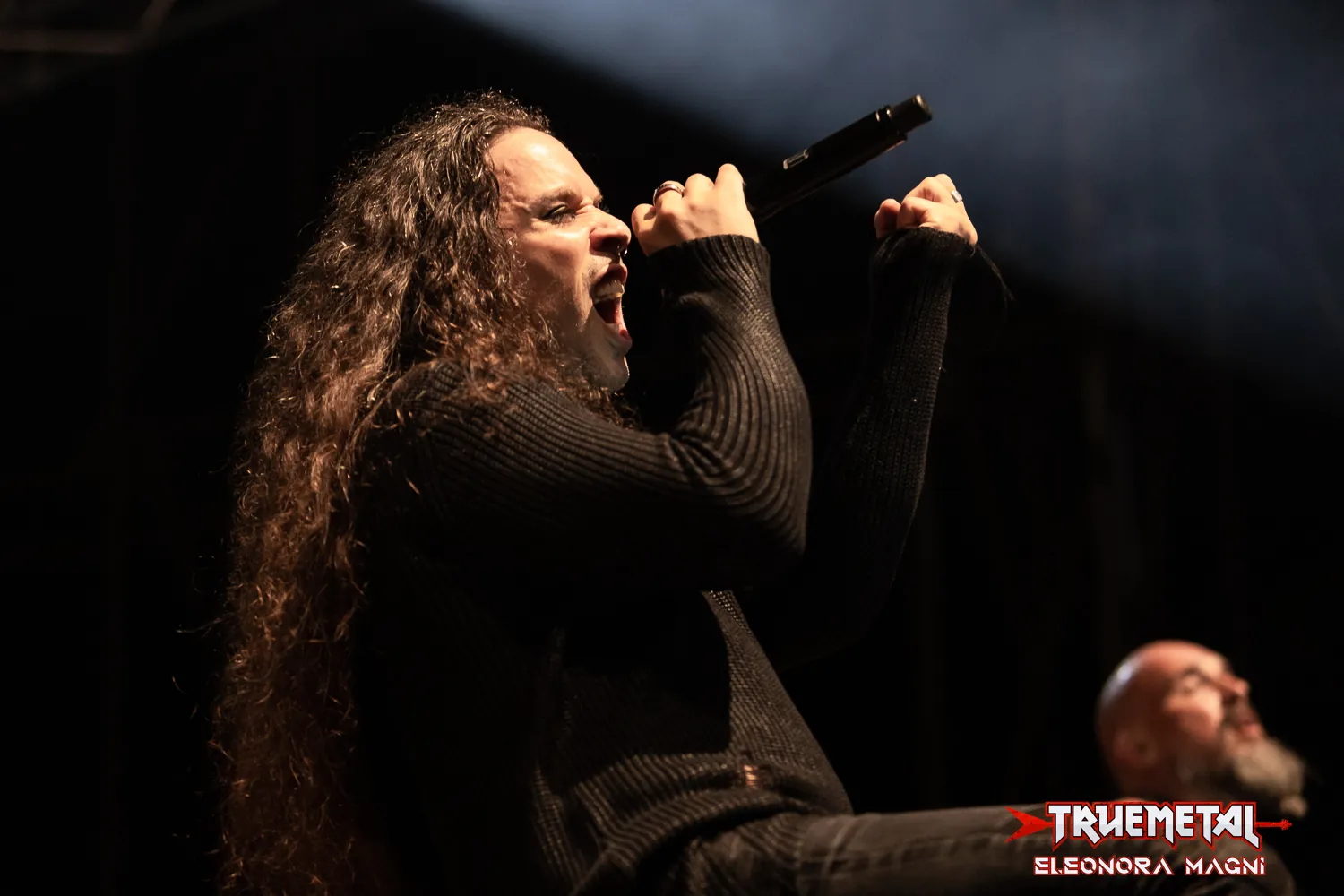 Rhapsody of Fire: nuovo singolo con ospite l'artista spagnolo Huecco