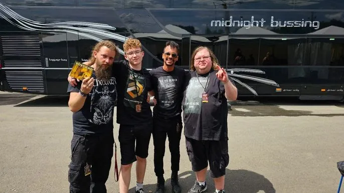 Susurro: la band tedesca death/tantric metal pubblica il nuovo singolo 'Life Matters'