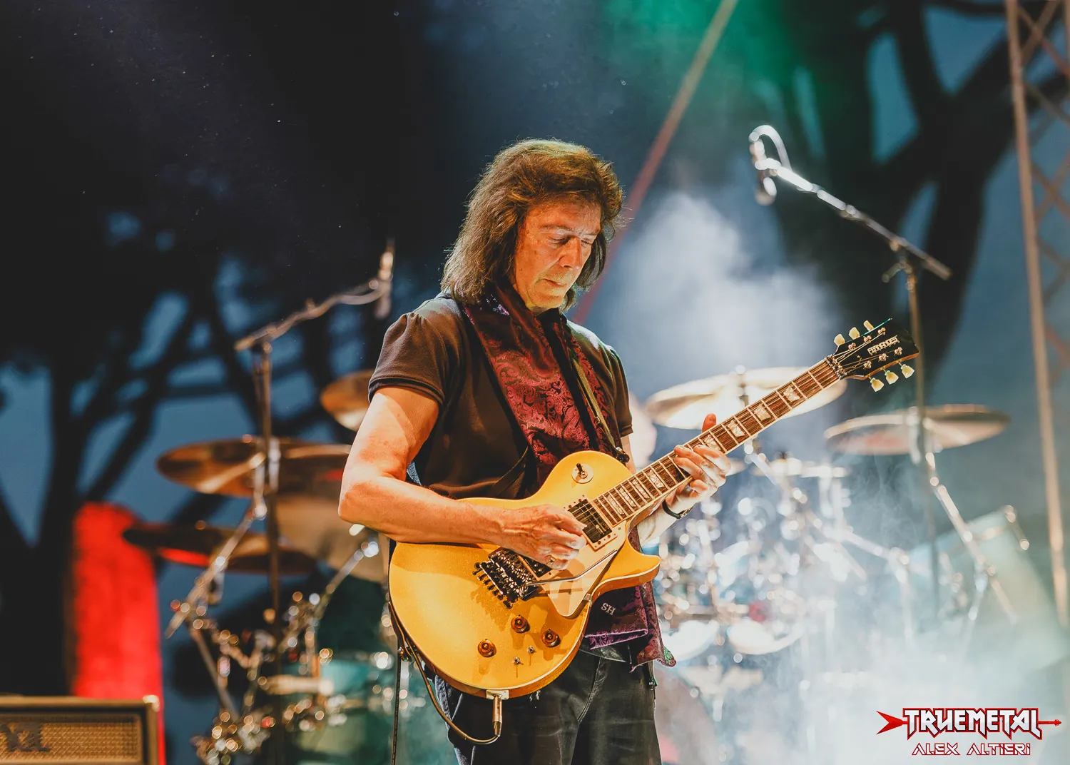 Steve Hackett: presenta il nuovo singolo 'Circo Inferno'