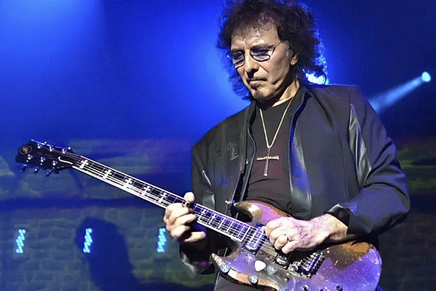 Tony Iommi: sul palco con gli Hollywood Vampires