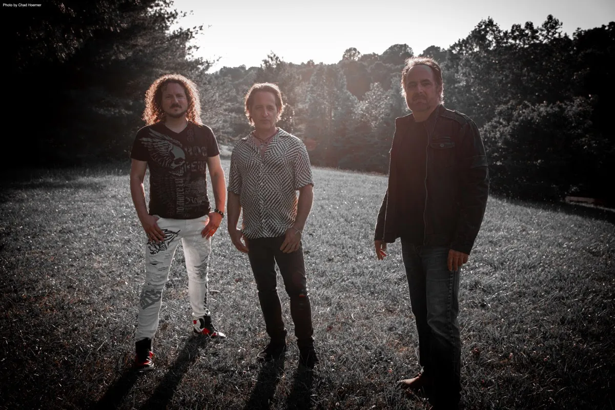 D'Virgilio, Morse & Jenning: annunciato il secondo album "Sophomore"