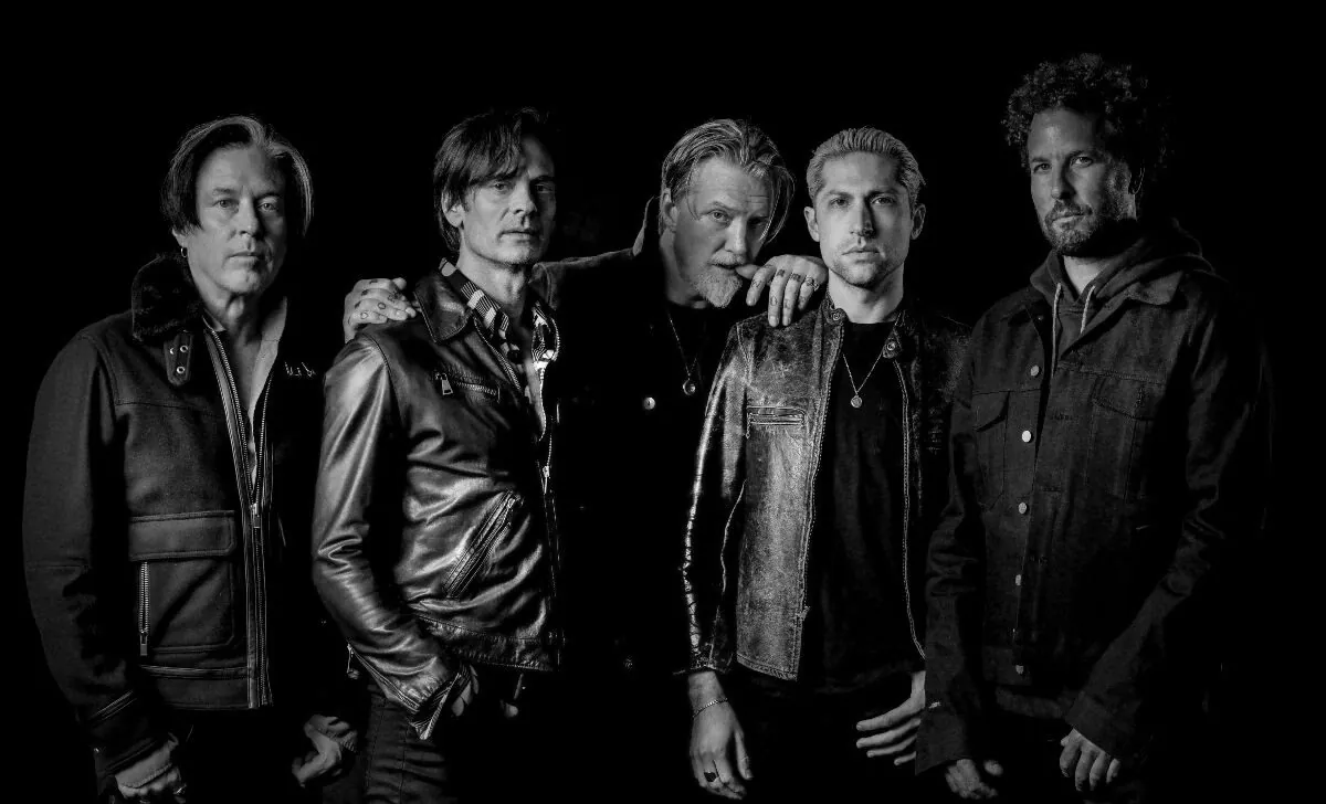 Queens of the Stone Age: fuori il nuovo singolo "Easy Street" featuring Nikki Lane