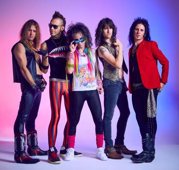 Reckless: online il lyric video di 'Chic & Destroy'