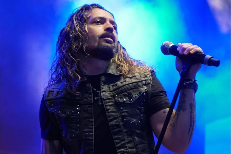 Ronnie Romero: pubblicato il music video ufficiale di 'Crossroad'