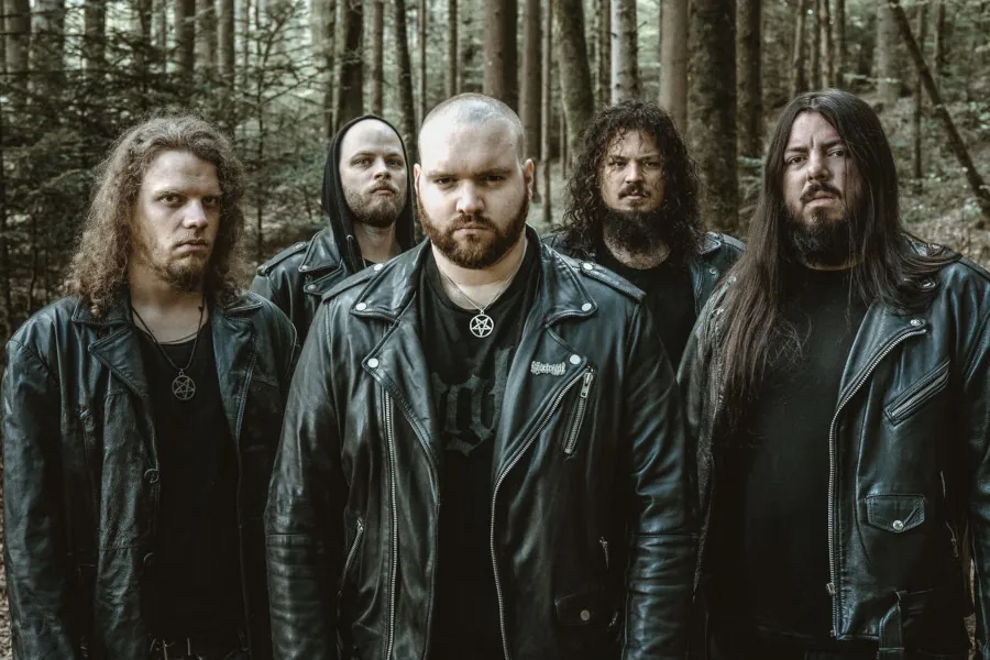 Stortregn: online la bonus track della reissue di "Evocation of Light", 'Meanders of the Night'