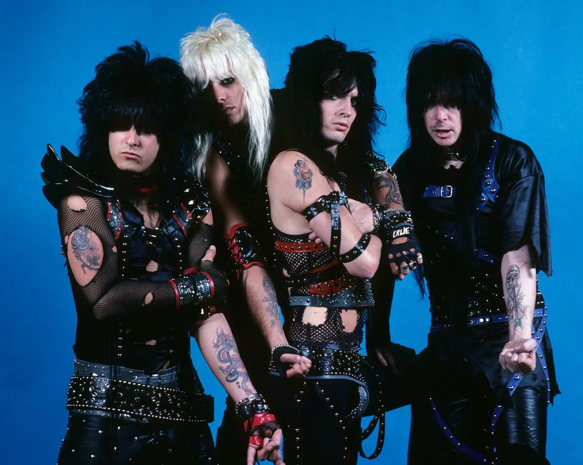 Mötley Crüe: in arrivo "Year Of The Devil", il boxset celebrativo per i 40 anni di "Shout At The Devil"
