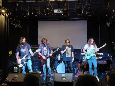 Soundcheck per i White Skull