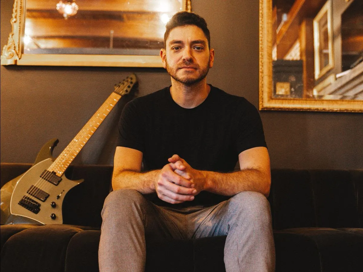 Constructing Infinity: online il guitar playthrough video di 'Inner Weather'