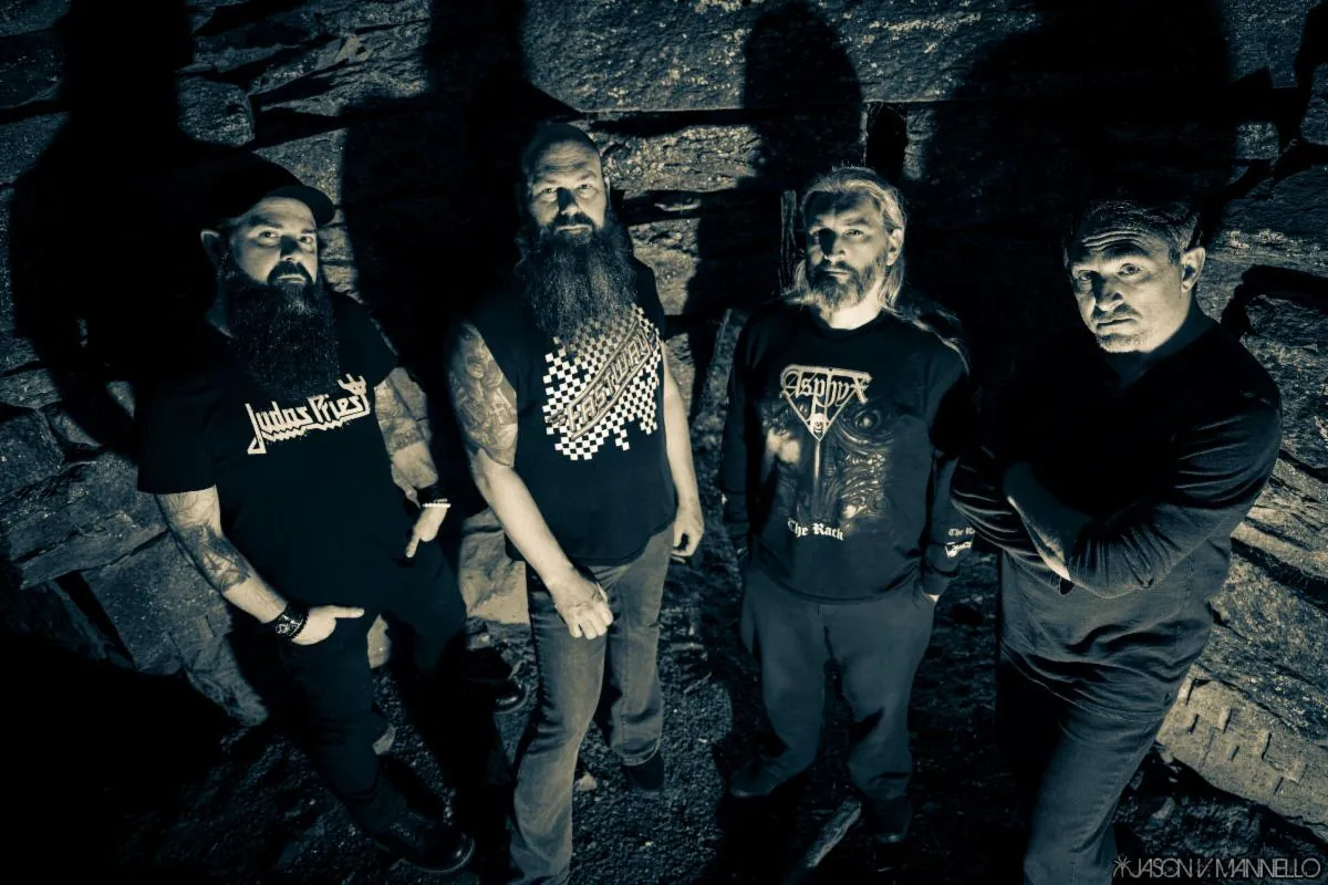 Entierro: ascolta in anteprima tutto il nuovo album "The Gates Of Hell"