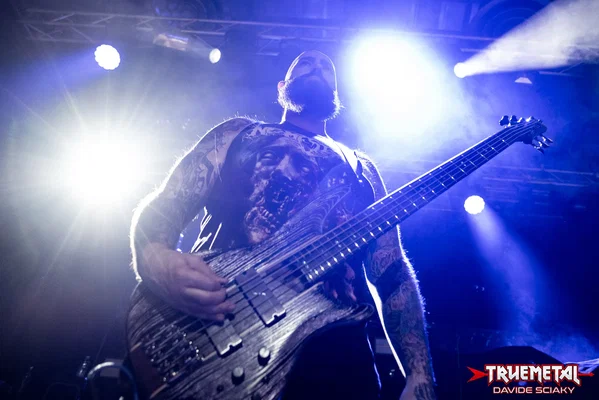 Fit For An Autopsy-3