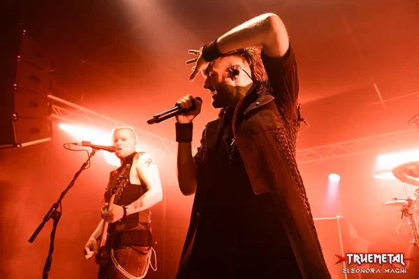 TheRavenAge _ E.M.-1