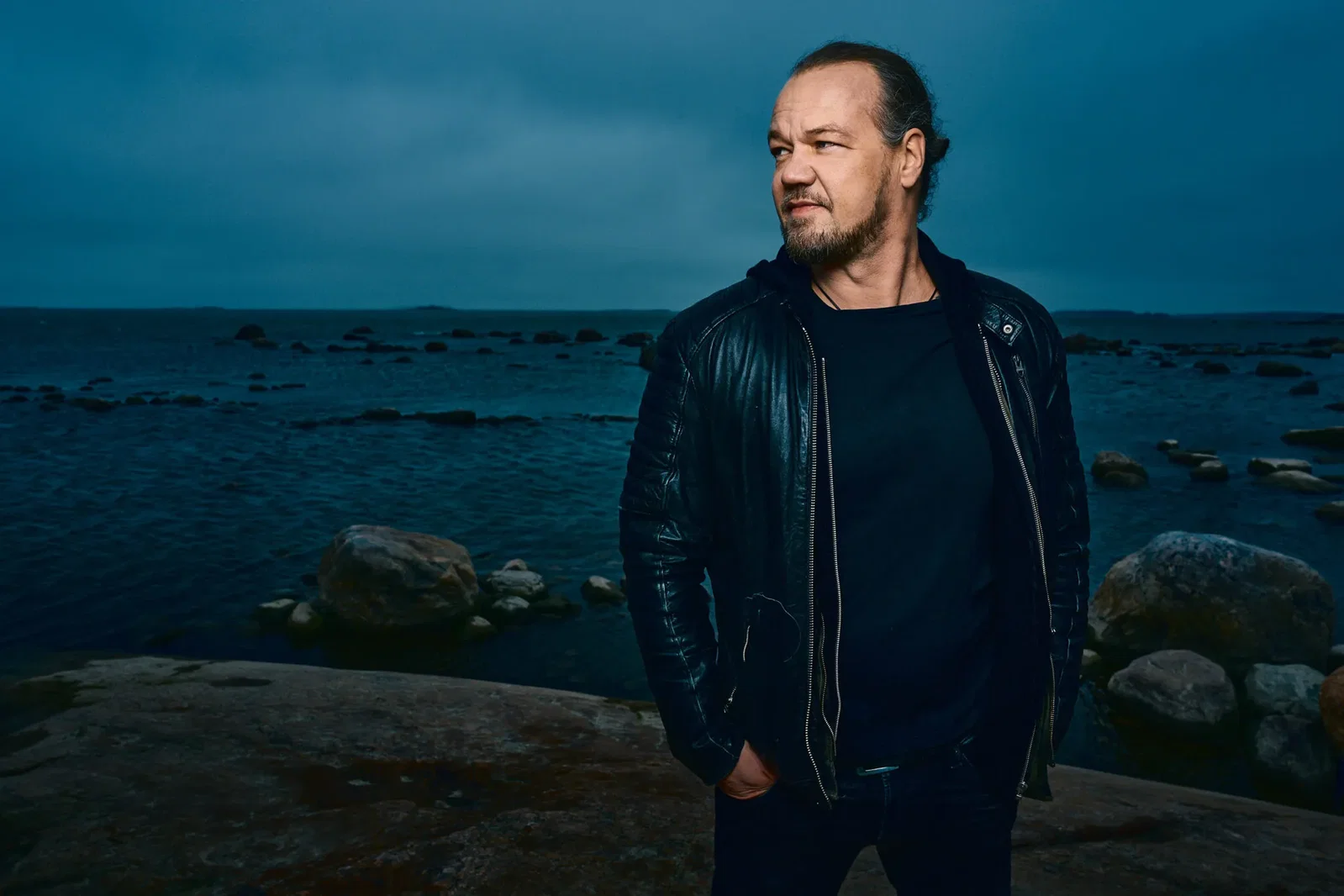 Amorphis: il video di 'Magenta', nuovo singolo del progetto solista di Tomi Koivusaari