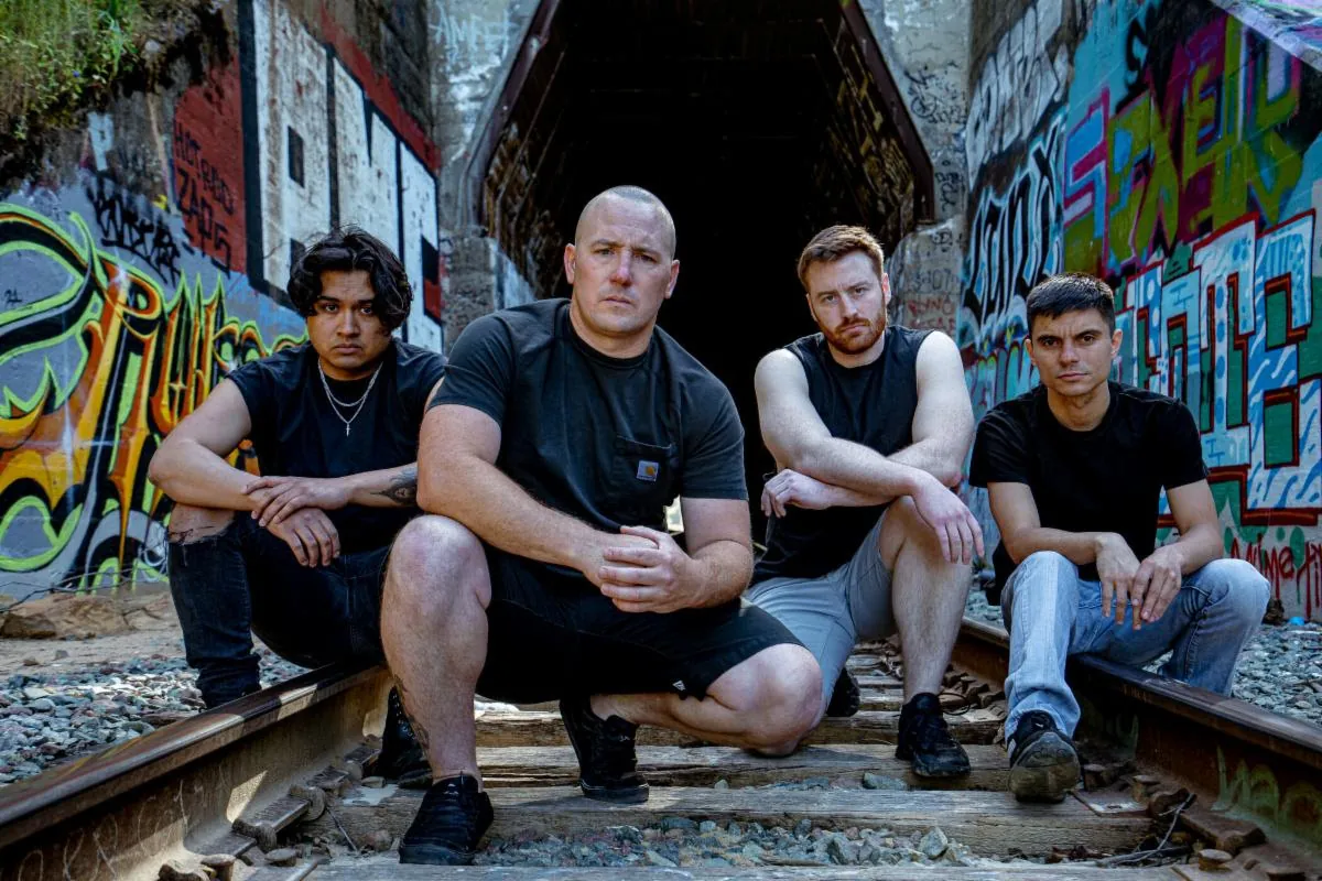 Almost Dead: il lyric video per il singolo 'Warheads in the Sky'