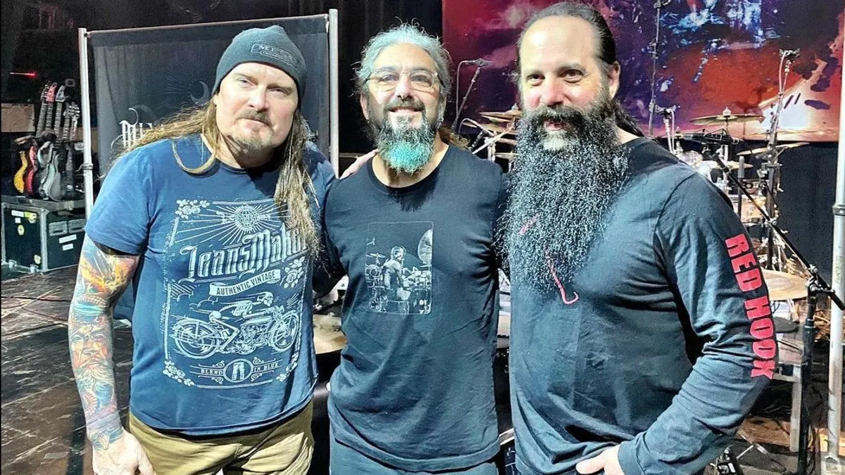 Dream Theater: completate le composizioni del sedicesimo album