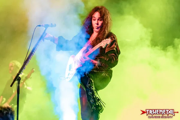 Yngwie-2