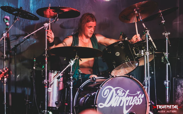 foto_TheDarkness_13112023_04