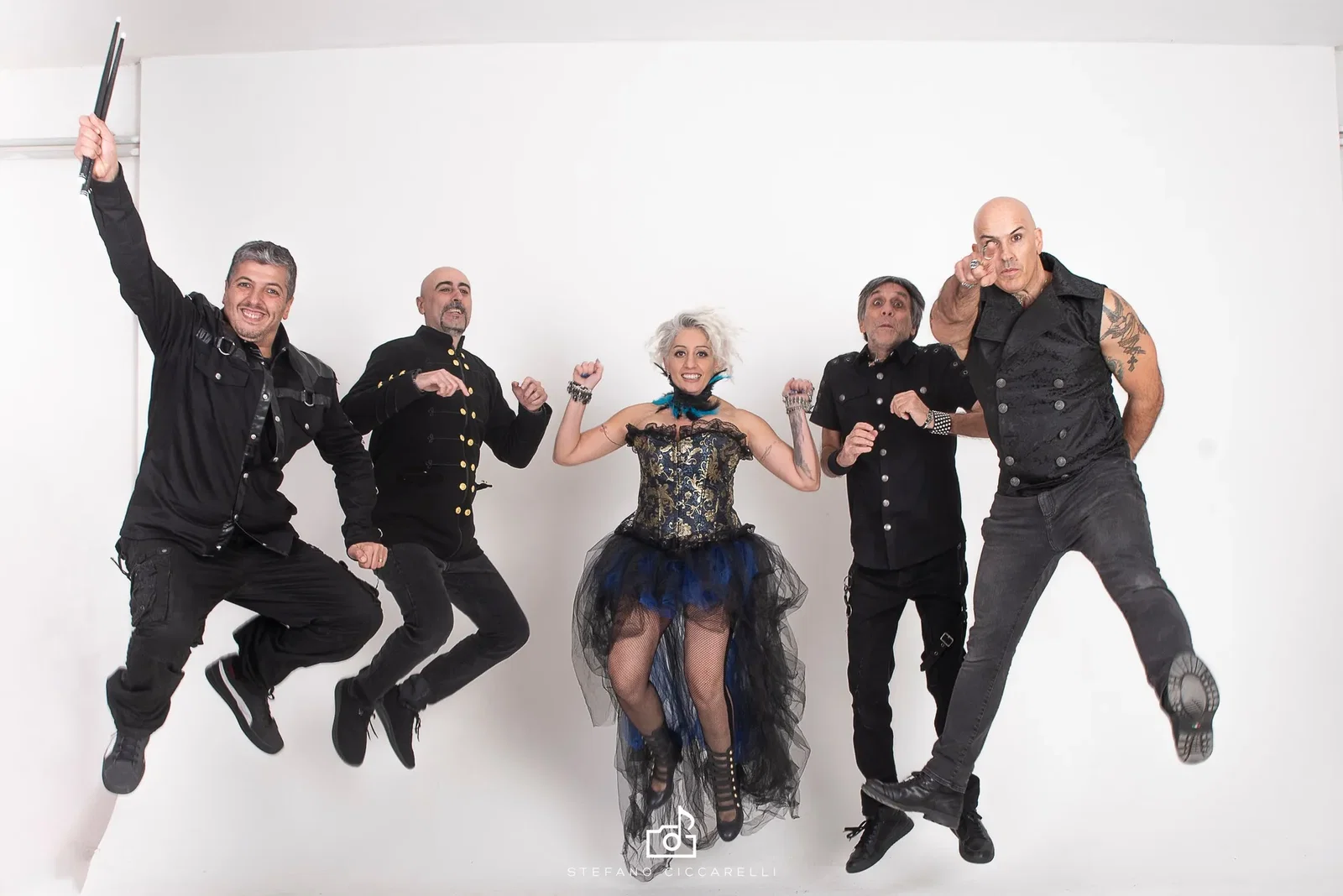Noage: guarda il music video ufficiale di 'Playground of the Dead' dal debut-album "From Darkness to Life"