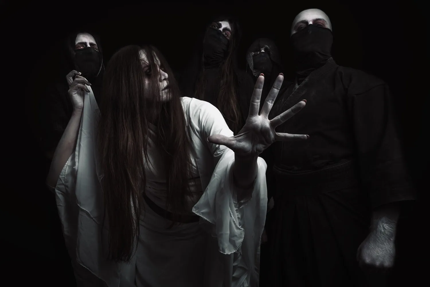 Amthrya: tutti i dettagli del nuovo album "Onnen"