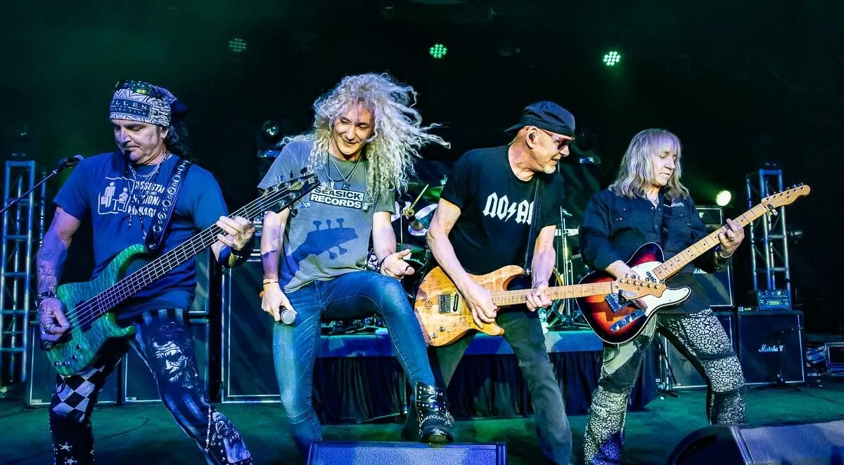 Great White: il video professionale della performance sul palco del KLOS Helpful Honda Rock Room