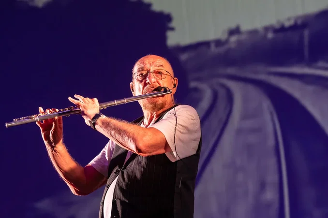 Jethro Tull - The Prog Years Tour, St Georges Hall, Blackburn
