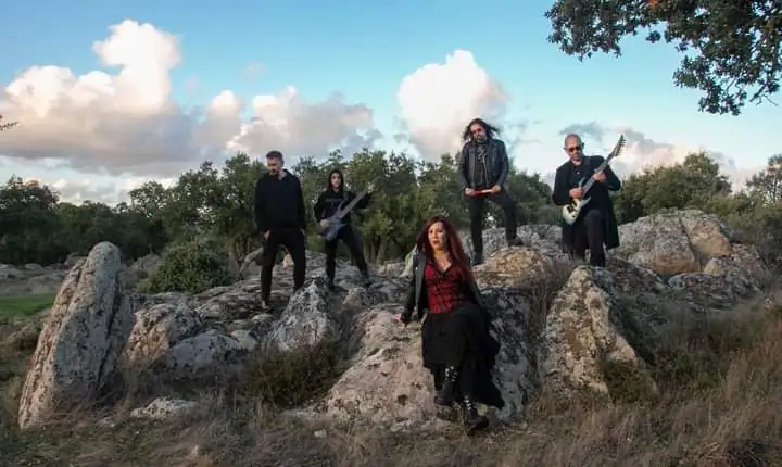 Thanit: la symphonic metal band sarda entra nel roster della The Triad Rec