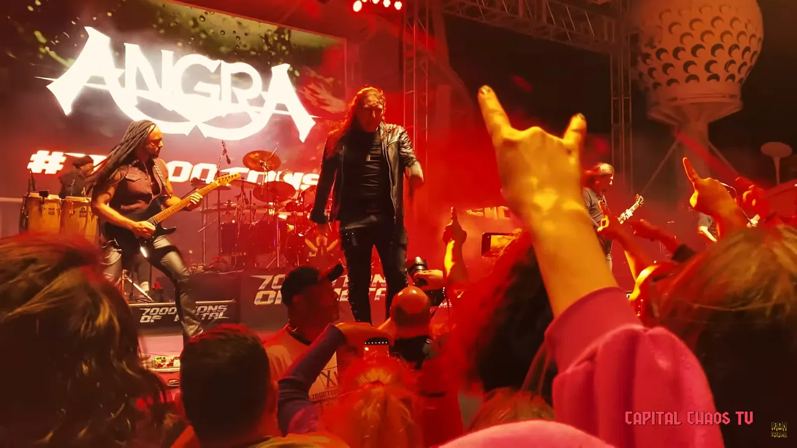 Angra: il video di 'Nothing To Say' registrato al 70000 Tons Of Metal