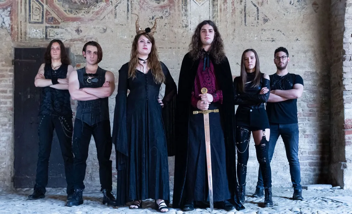 Mediera: ascolta il debut-album "Storytellers of the Middle Age"