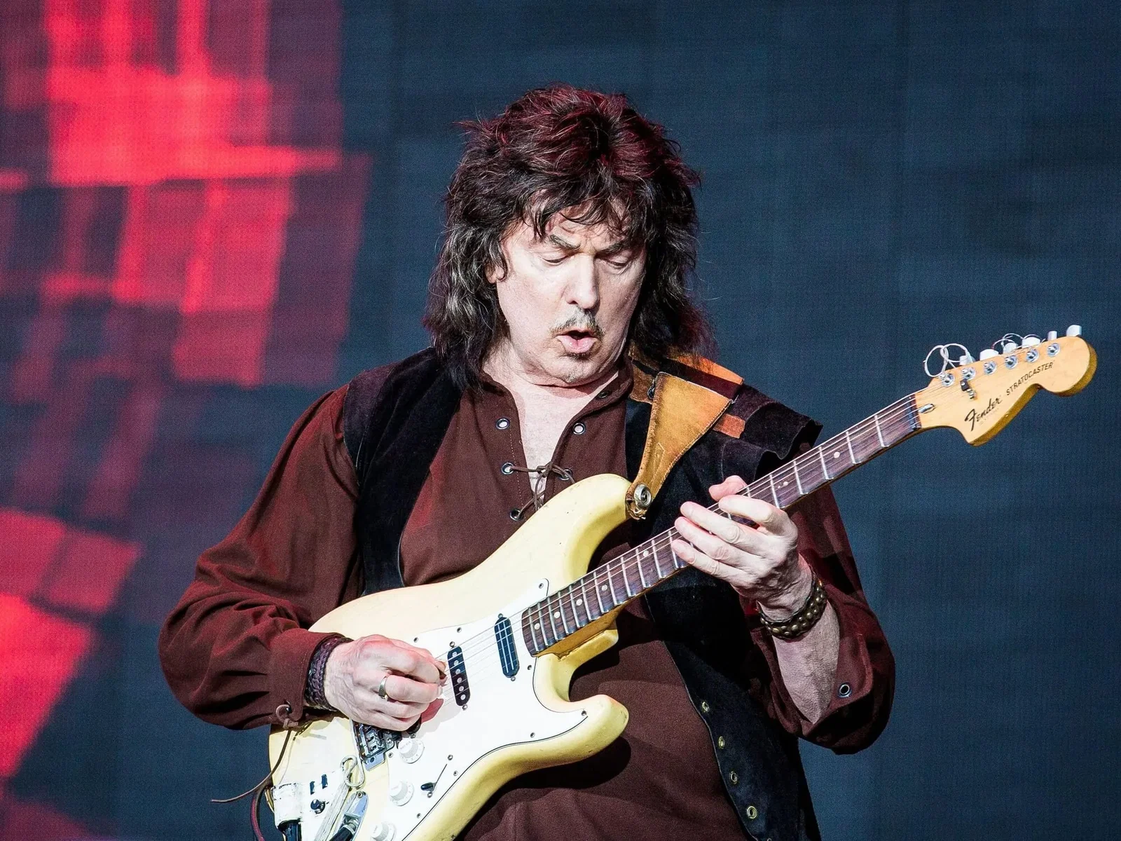 Ritchie Blackmore: "Non ho più molta energia per salire sul palco. Ogni tanto sento qualcuno dei Deep Purple"