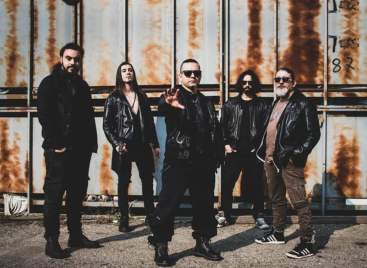 Logical Terror: tornano con 'Here Comes the Rain Again' (Eurythmics cover)
