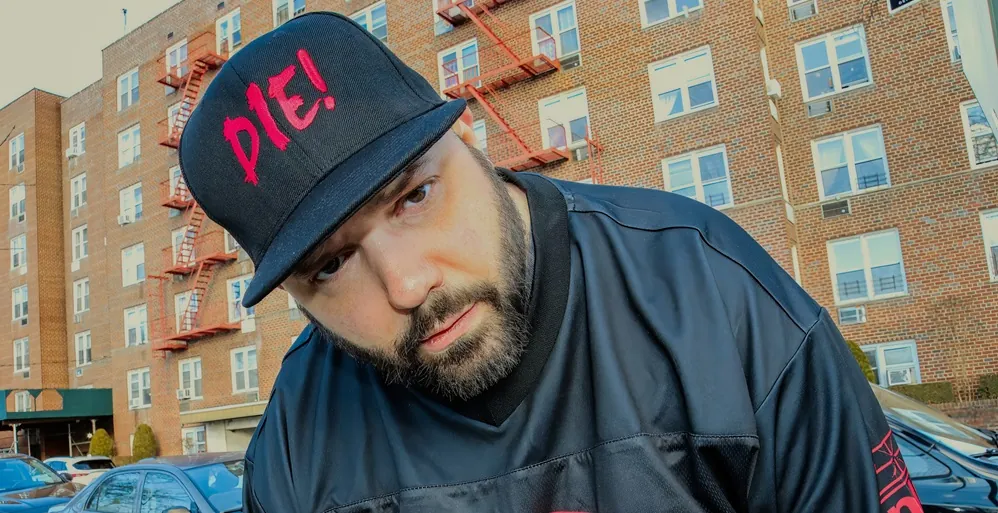 Necro: il rapper thrash/death metal pubblica il singolo 'Cascading Crimson'