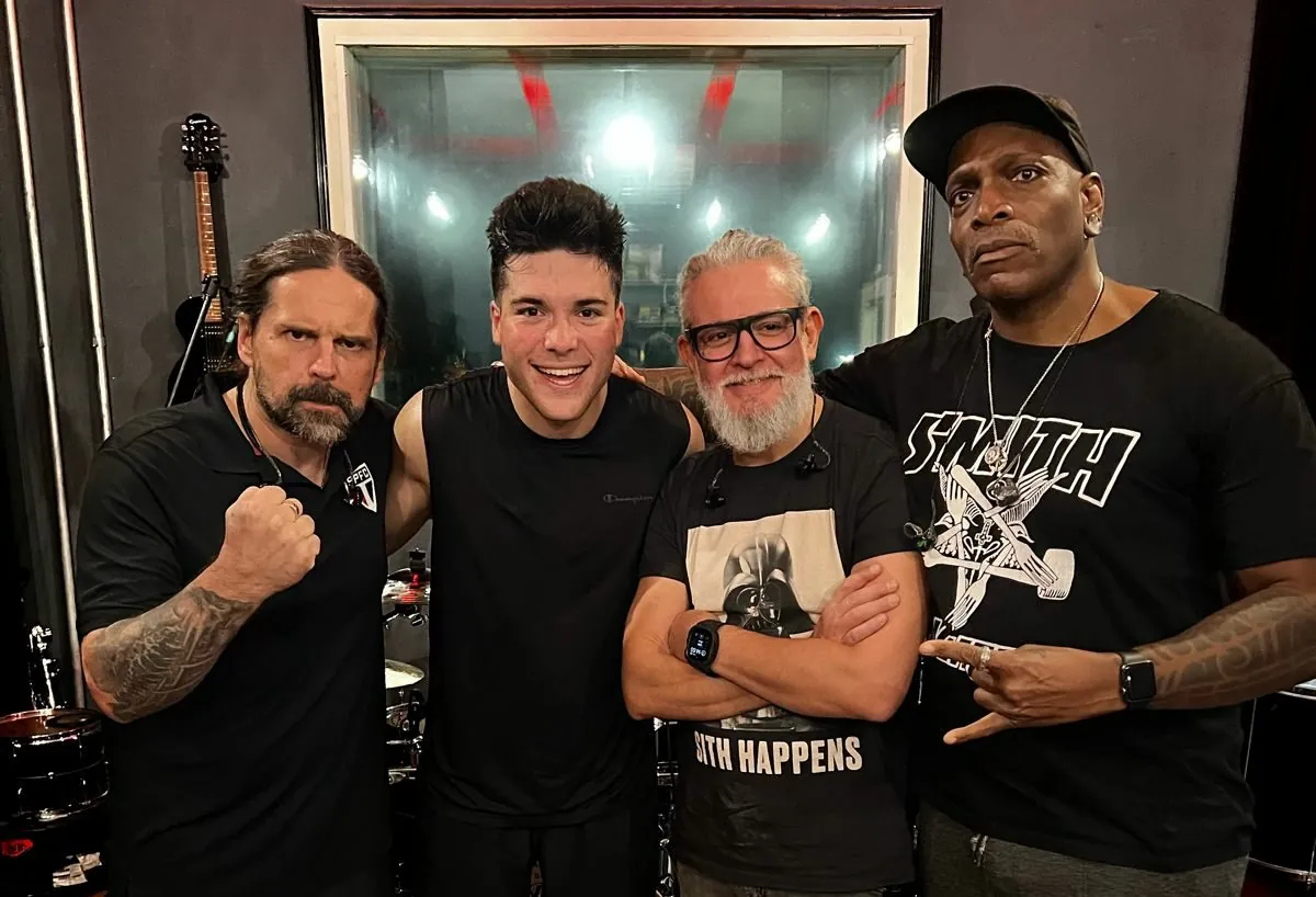 Sepultura: i video del primo concerto con Greyson Nekrutman